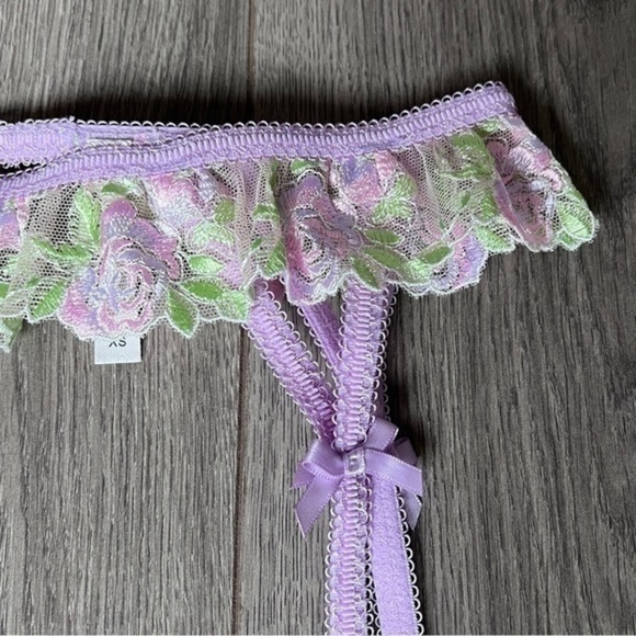 For Love & Lemons Bloom Lace Gater In Purple Size Extra Small - Picture 3 of 16